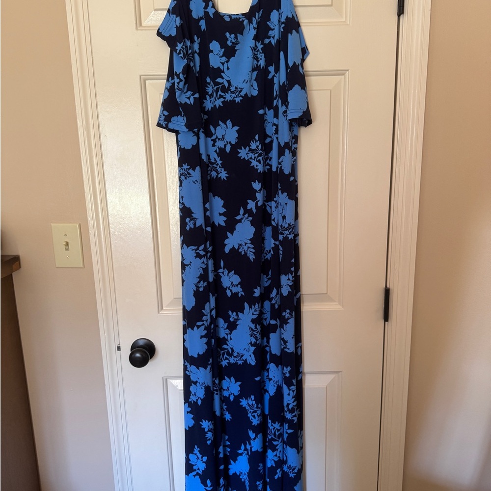 Roaman's Navy and Light Blue Floral Maxi Dress! Great for resort night out! - Picture 3 of 12